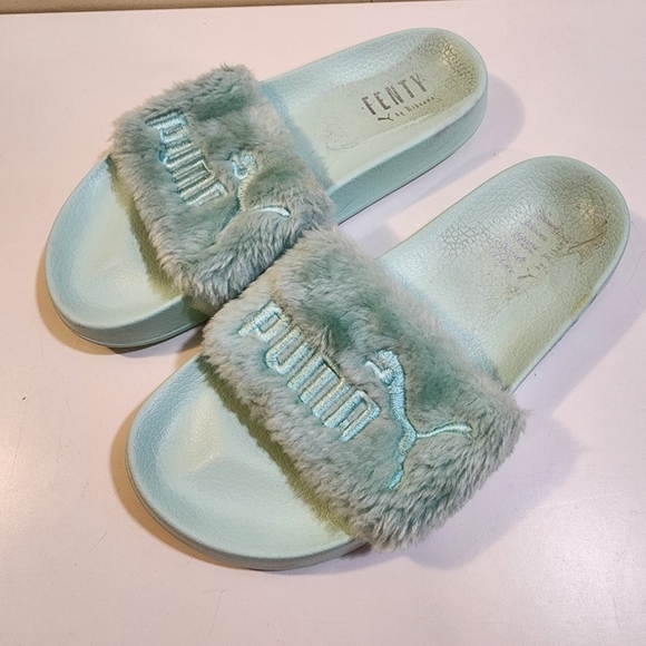 Puma x Fenty slip in fur sandals size 7 Fits 8-9 - Picture 8 of 9